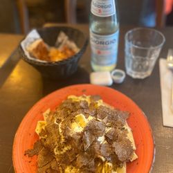 Enza & Famiglia Trattoria Pasta