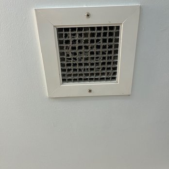 La Quinta by Wyndham Lancaster - Bathroom vent filthy. - Hotels Near Me - Ronks, Pennsylvania La Quinta by Wyndham Lancaster - Bathroom vent filthy. - Hotels Near Me - Ronks, Pennsylvania