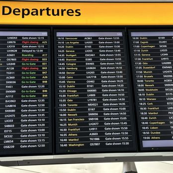 Heathrow Terminals 2 & 3 Underground Station - Busy-- - Train Stations Near Me - Longford, XGL