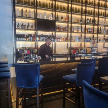 Vine and Oak - Comfort Food Near Me - Cranford, New Jersey