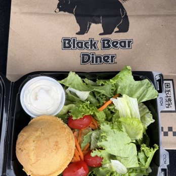 Black Bear Diner Torrance - Salad and Cornbread Muffin. - Diners Near Me - Torrance, California