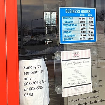 La Bella Vita Salon - Signs in front door - Hair Salons Near Me - Madison, Wisconsin La Bella Vita Salon - Signs in front door - Hair Salons Near Me - Madison, Wisconsin