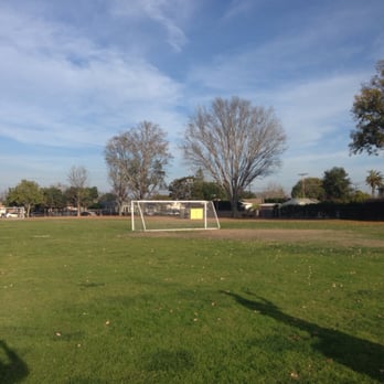 Harper Park - Parks Near Me - Costa Mesa, California