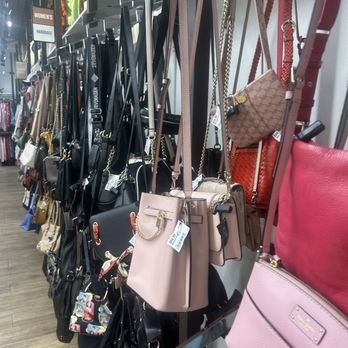 Uptown Cheapskate - Women's Clothing Near Me - El Paso, Texas Uptown Cheapskate - Women's Clothing Near Me - El Paso, Texas