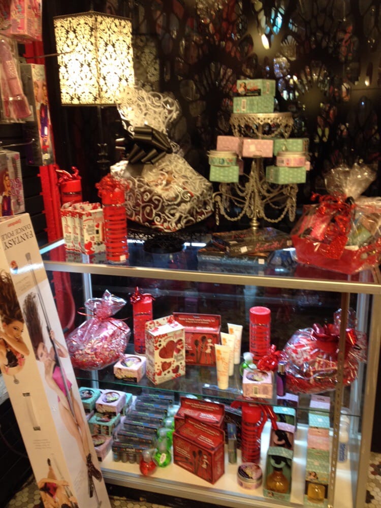 BAREASSETS Updated October 2024 10 Reviews 4701 W Roosevelt Rd