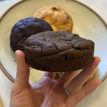 Batch 22 Bakery - Desserts Near Me - Los Gatos, California Batch 22 Bakery - Desserts Near Me - Los Gatos, California