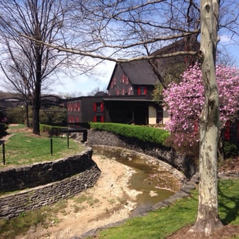 Maker's Mark Distillery - Tours Near Me - Loretto, Kentucky Maker's Mark Distillery - Tours Near Me - Loretto, Kentucky