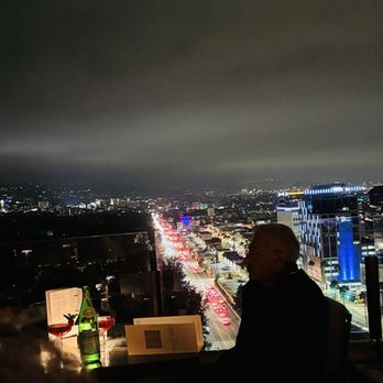 The Rooftop - Nice view at night - Asian Fusion Near Me - Beverly Hills, California