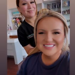 Primp and Blow - Phoenix - Early morning blowout before work. She does my hair I do my makeup.