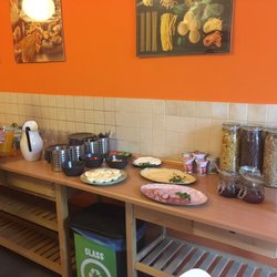 The Secret Garden Hostel - Breakfast room