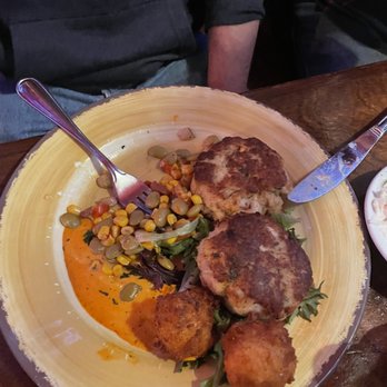 The Jolly Roger Restaurant and Bar - Crab Cake Dinner - Steakhouses Near Me - Kill Devil Hills, North Carolina