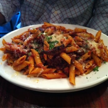 Pasta Palazzo - penne con salsiccie - Italian Near Me - Chicago, Illinois Pasta Palazzo - penne con salsiccie - Italian Near Me - Chicago, Illinois