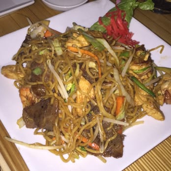 Ginza Sushi - yakisoba - Sushi Bars Near Me - Tucson, Arizona