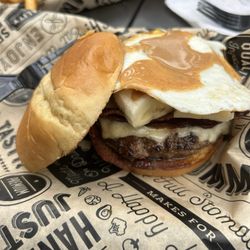 Surfside Burger Bar - Silverback Burger