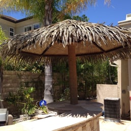Synthetic thatch (picture 1 of 6) Synthetic thatch (picture 1 of 6)