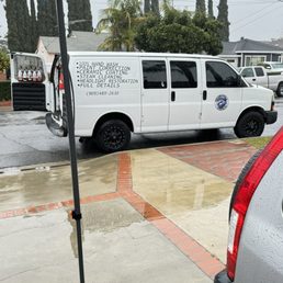 Carlos's work station even in the rain