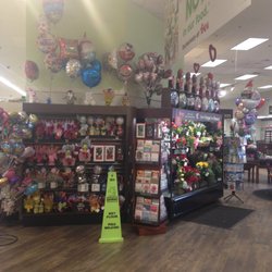 Fry's & Fry's Marketplace - Really beautiful flower shop with lots of lovely items