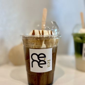 Ceré Tea - Hojicha Einspanner - Bubble Tea Near Me - Saratoga, California Ceré Tea - Hojicha Einspanner - Bubble Tea Near Me - Saratoga, California
