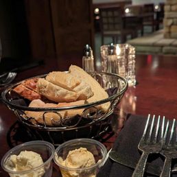 Fresh bread as we waited for our meal - yum! Fresh bread as we waited for our meal - yum!