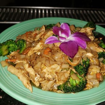 Monkey Thai Restaurant & Bar - Pad se-ew - Thai Near Me - Alameda, California Monkey Thai Restaurant & Bar - Pad se-ew - Thai Near Me - Alameda, California
