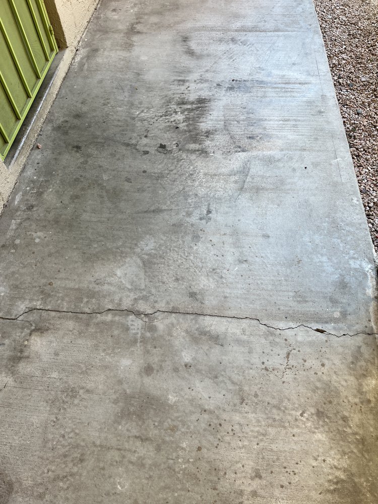 Arcadia Villa Apartments - property management company in Phoenix, AZ