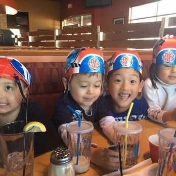 Boston Pizza - Team power, still recruiting members - Pizza Near Me - Scarborough, Ontario