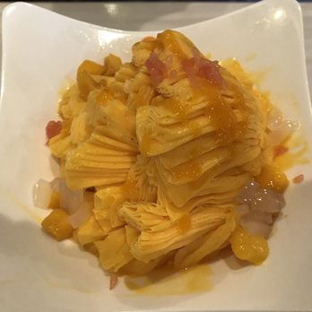 C Fruit Life - Mango snowdae - Desserts Near Me - Boston, Massachusetts C Fruit Life - Mango snowdae - Desserts Near Me - Boston, Massachusetts