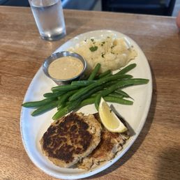 Crab Cakes Crab Cakes