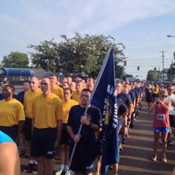 Elvis Presley 5K Run Walk, Rock & Roll - 2014-08-16 08.02.07; Runners lined up for the Elvis 5K, Memphis TN
