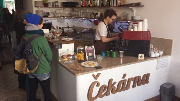 Kavárna Čekárna by null