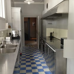 Association Maison Blanche - Vue de la cuisine de la maison blanche.