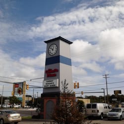 Joe Canal's Discount Liquor Outlet - Outside my favorite spot for brew :-) :-) :-) :-) #50dollartech