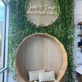 Jam + Toast - Inside Decor - Breakfast & Brunch Near Me - Frisco, Texas