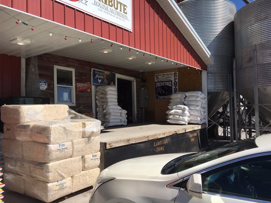 Pickford Feed Service