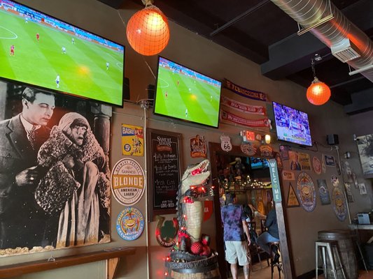 On the Rocks Bar by null