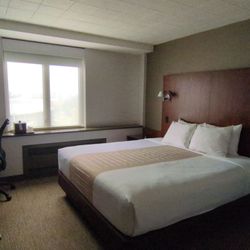 Kellogg Hotel & Conference Center - Bedroom