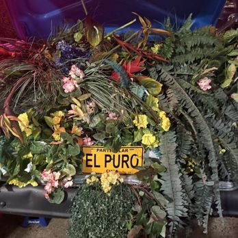 El Puro Cuban Restaurant - Signage outside - Cuban Near Me - Charlotte, North Carolina