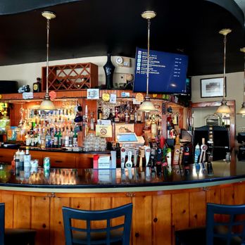 Frankies Pub & Grill - the bar area - Pubs Near Me - Sheboygan, Wisconsin Frankies Pub & Grill - the bar area - Pubs Near Me - Sheboygan, Wisconsin