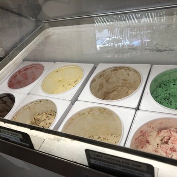 Dave's Bakery & Deli - Ice cream case. - Bakeries Near Me - Independence, Missouri