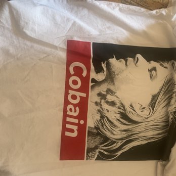 L Train Vintage - My t shirt singer cobain - Thrift Stores Near Me - Brooklyn, New York