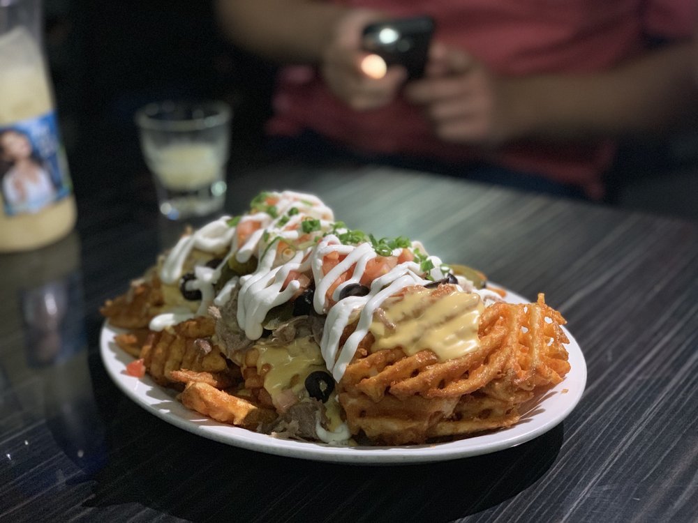 UNDERDOGS SPORTS BAR & GRILL 673 Photos & 259 Reviews 508