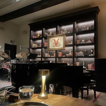 Verse - The vibe always - Seafood Near Me - Toluca Lake, California