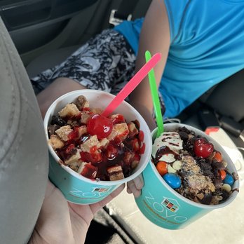Zoyo Neighborhood Yogurt - Frozen yogurt with toppings - Desserts Near Me - Phoenix, Arizona Zoyo Neighborhood Yogurt - Frozen yogurt with toppings - Desserts Near Me - Phoenix, Arizona