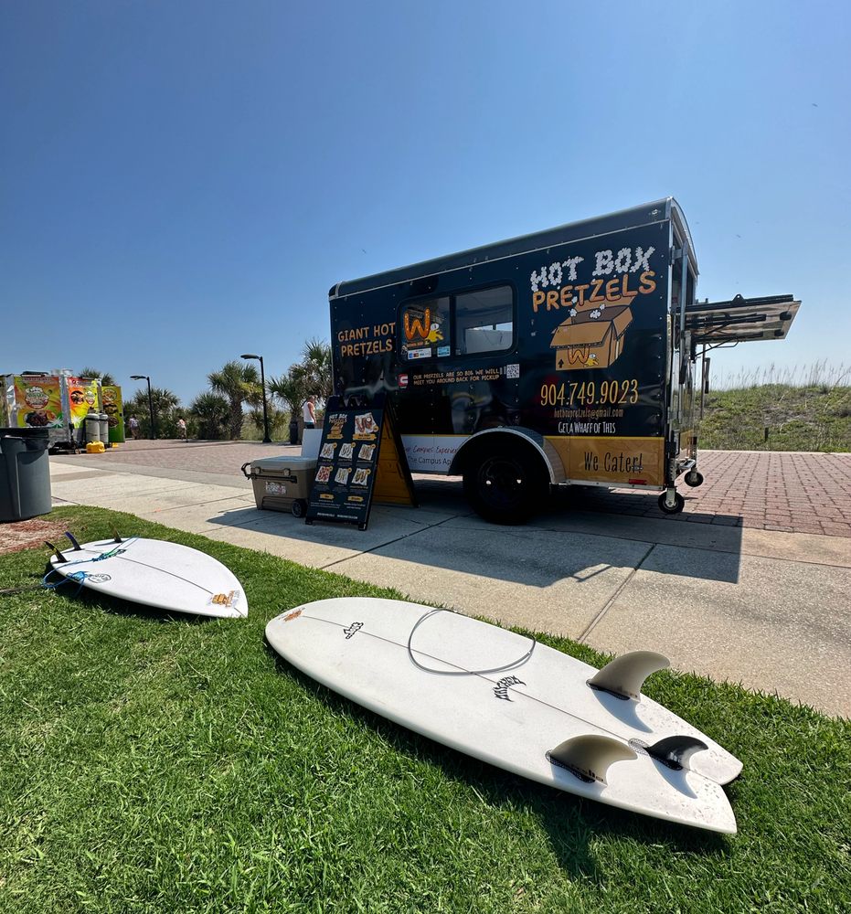 HOT BOX PRETZELS Updated September 2024 27 Photos Jacksonville