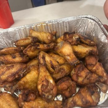 Edley's Bar-B-Que - Smoked Wings - 18 Piece - Barbeque Near Me - Nashville, Tennessee Edley's Bar-B-Que - Smoked Wings - 18 Piece - Barbeque Near Me - Nashville, Tennessee