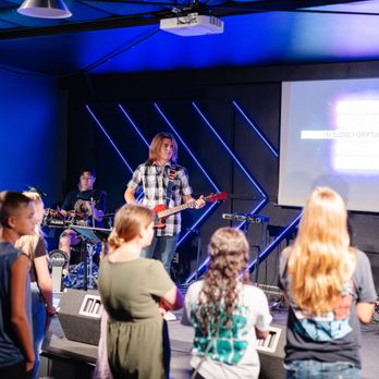 Central Christian Church - Middle school meets at 9am - Churches Near Me - Ocala, Florida Central Christian Church - Middle school meets at 9am - Churches Near Me - Ocala, Florida