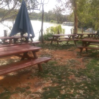 Woolshed Brewery - Outdoor Seating Area - Landmarks & Historical Buildings Near Me - Renmark, SA