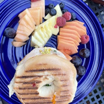 The Grain Cafe - Breakfast bagel - Vegan Near Me - Long Beach, California The Grain Cafe - Breakfast bagel - Vegan Near Me - Long Beach, California