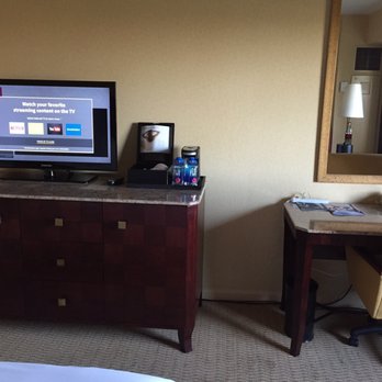 Long Beach Marriott - having netflix access was nice - Hotels Near Me - Long Beach, California Long Beach Marriott - having netflix access was nice - Hotels Near Me - Long Beach, California
