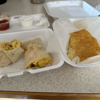 The Lowry Café - BreakFast Burrito - Breakfast & Brunch Near Me - Minneapolis, Minnesota